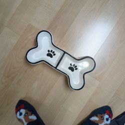 Bone Shaped Divided Dog Dish