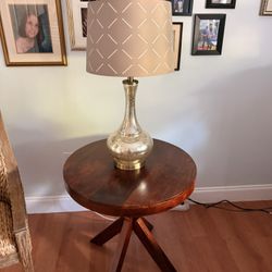 Pendleton Accent Table With Lamp 