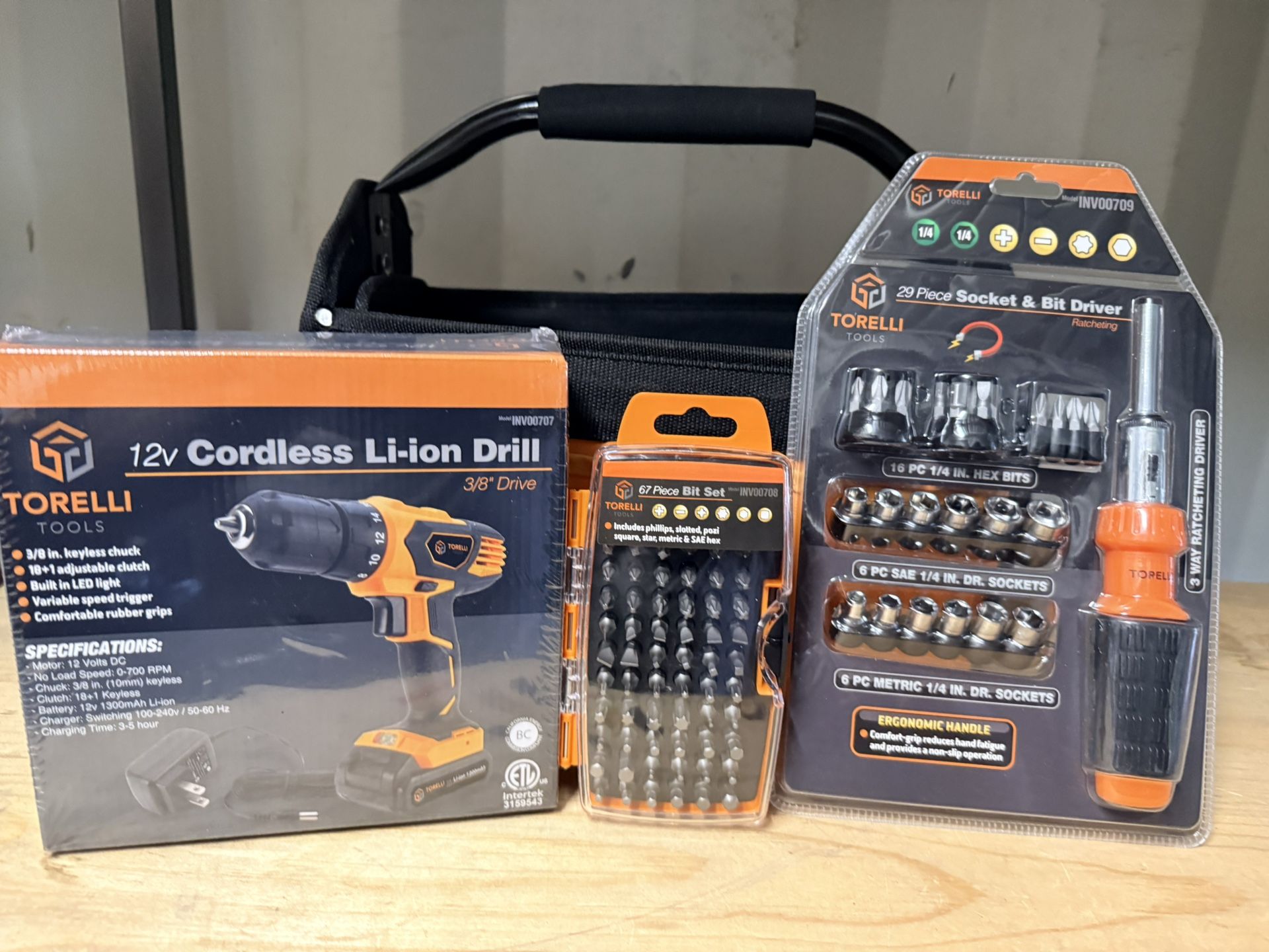 Torelli Tool Set With Cordless Drill Socket Driver Bit Set And Tool Bag!!