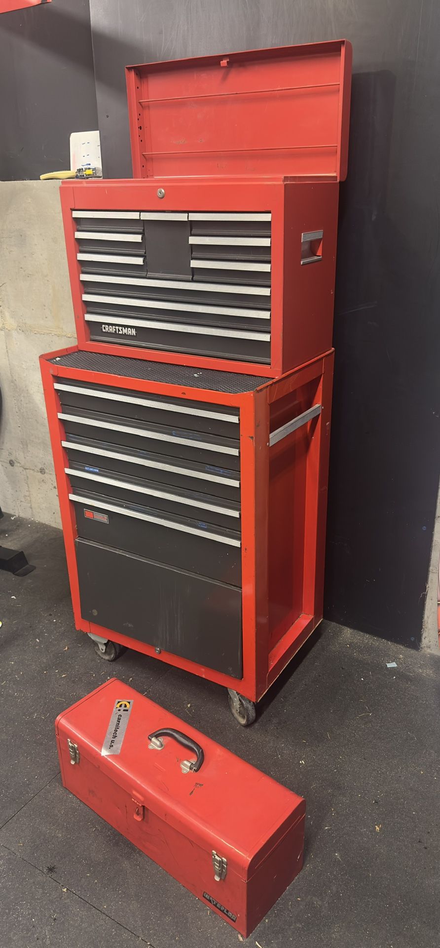 Craftsman toolbox (on wheels)