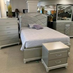Valiant Champagne Panel Bedroom Set