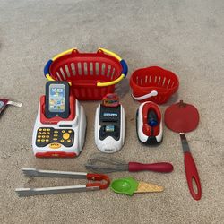 Pretend Kitchen Play