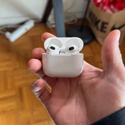 Apple AirPods 3rd Gen