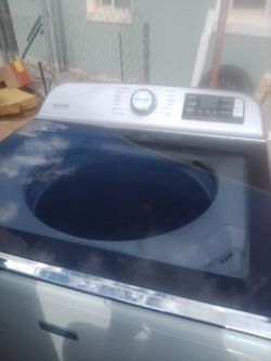 washer and dryer both for $300