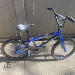 Huffy 20-inch Rock It Kids Bike for Boys Ages 5 and Up - Royal Blue Used Summer Fun