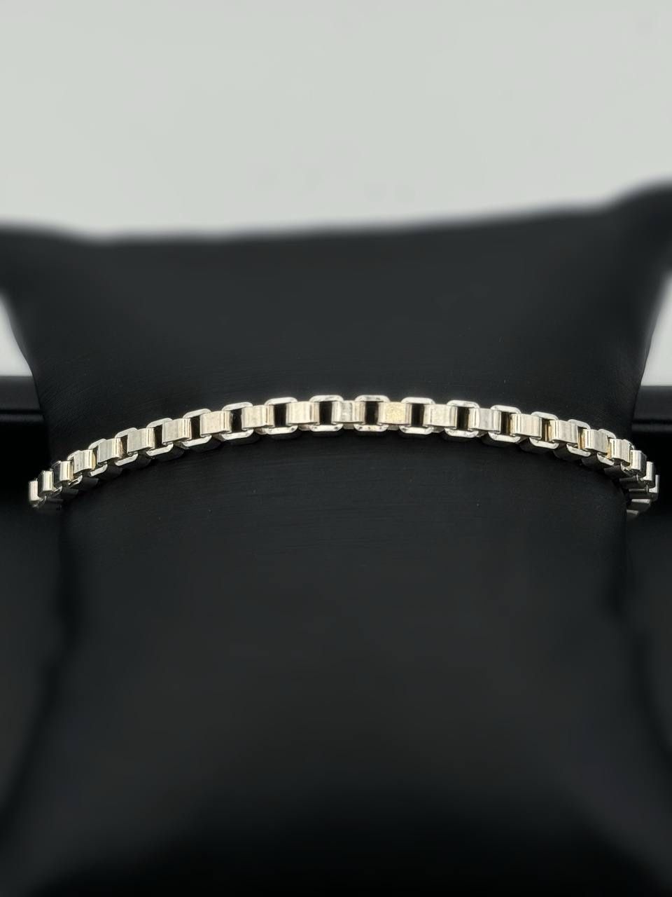 Tiffany & Co Venetian Link bracelet 7.5” Sterling Silver 925