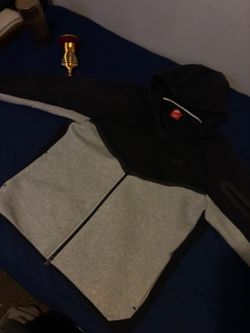 Nike tech