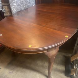 Antique Solid Wood Beautiful Dining Room Table 