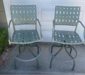 Patio barstools