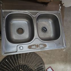 Kitchen Sink 32x19