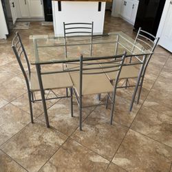 Dining Table Set