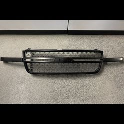 05-06 Chevy Silverado SS Grille Front Black Grey Grill - 1500 / 2500 / 3500