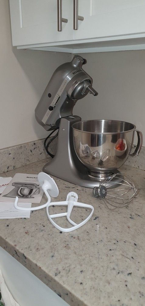 KitchenAid Artisan Ultra Power KSM96 Stand Mixer