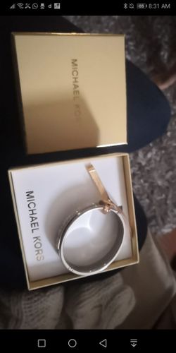 Michael kors bracelet