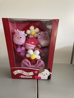 Micromallows Valentines Day Bouquet Stuffed Animal 
