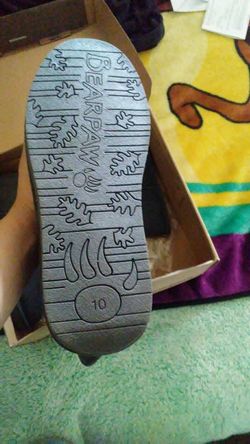 Brand new never warn size 10 bear claw boots 50$ or make offer might be open to trades also