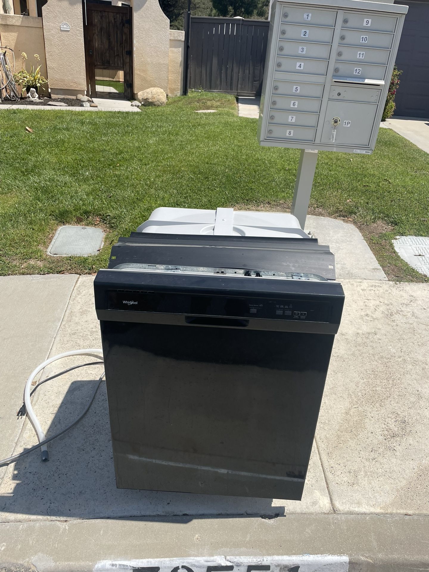 Whirlpool Dishwasher