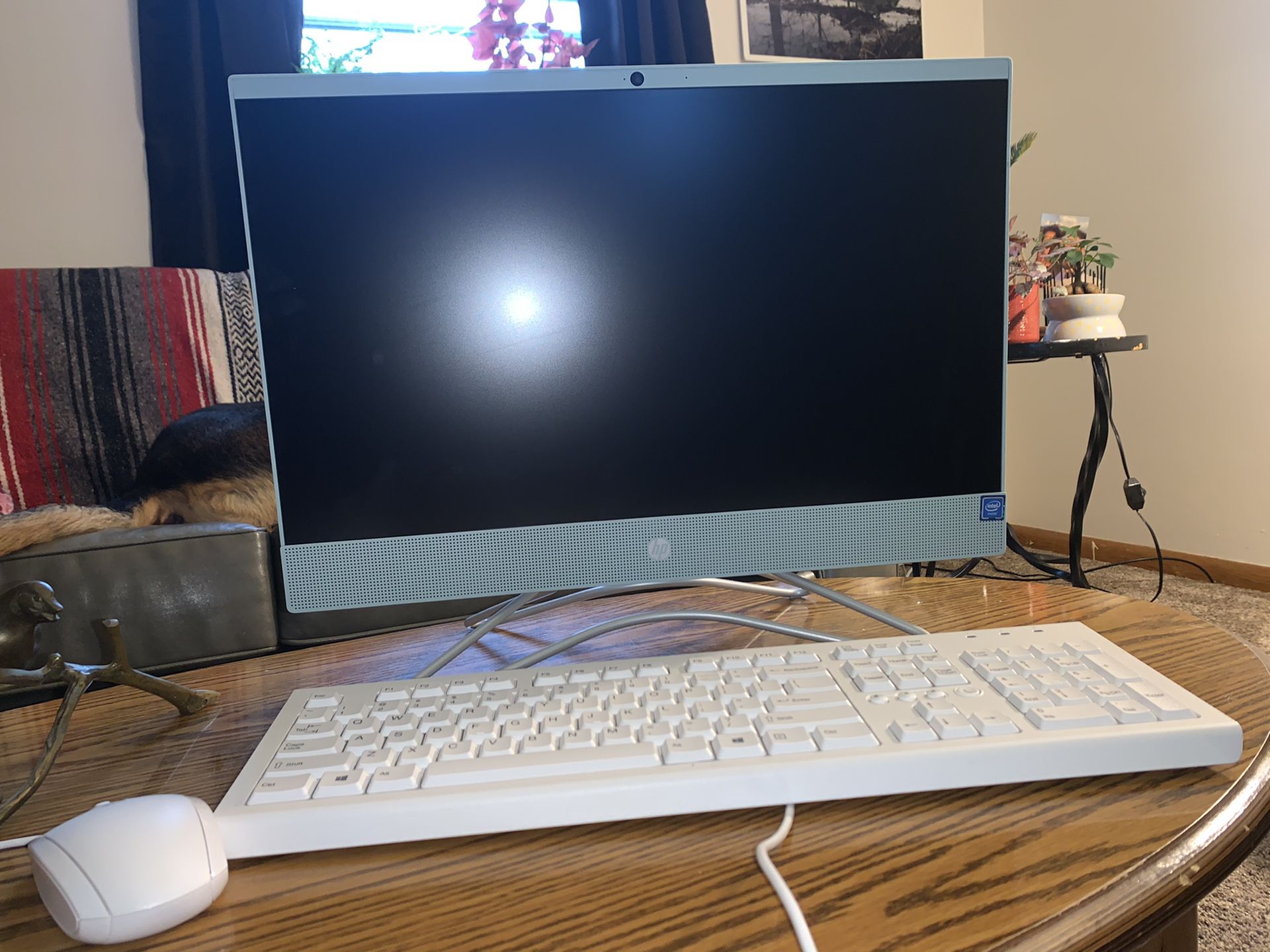 BRAND NEW HP Desktop Computer (BARELY USED)