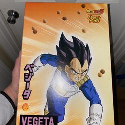 Reese’s Puffs X Dragon Ball Z *Vegeta Edition* (giant-size)