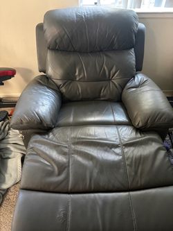 Free Reclining Chair