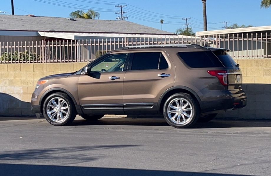 2015 Ford Explorer