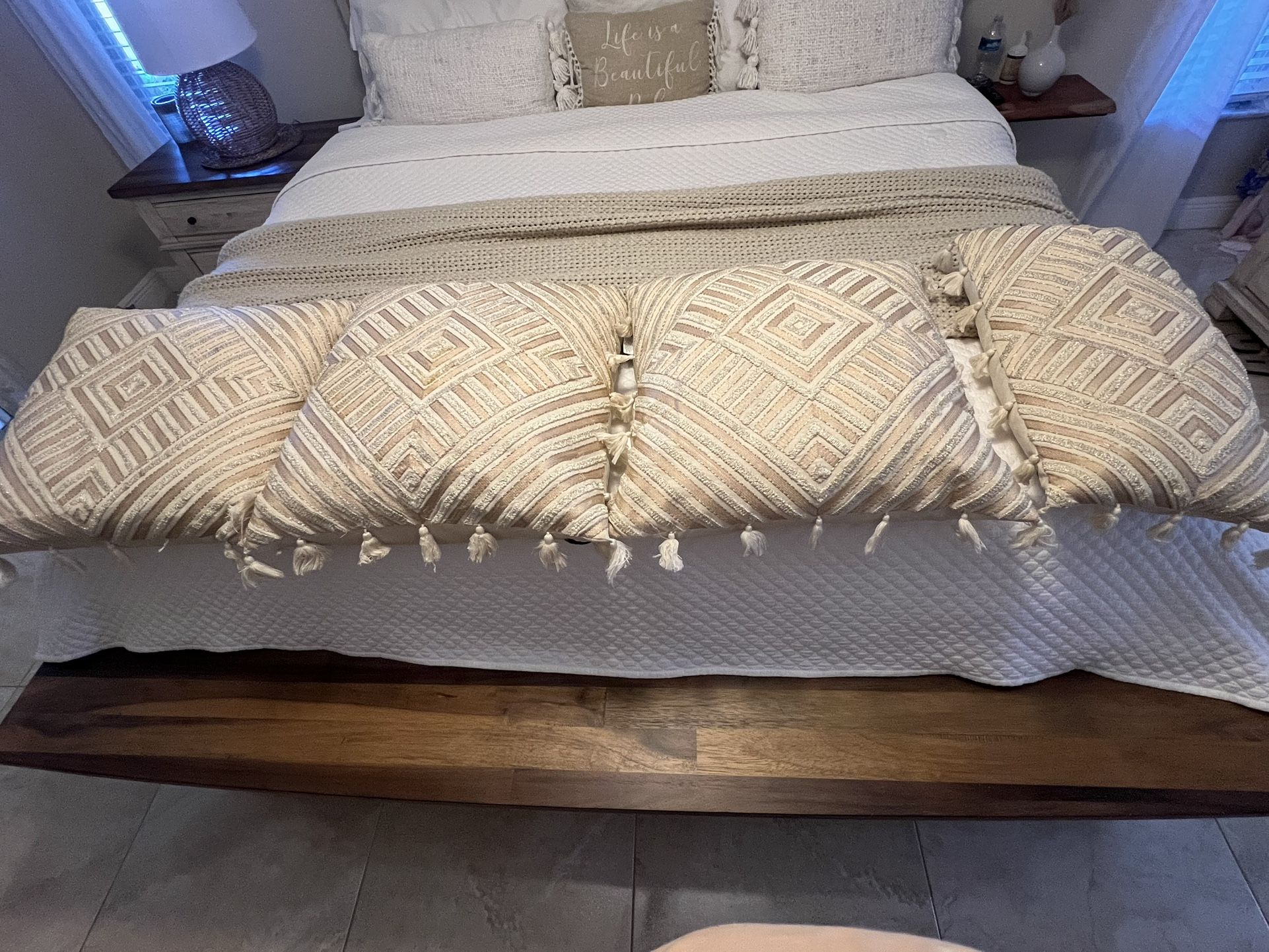 Pillows Set Of 4, by Erin gates Dock Feathers 24x24