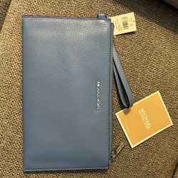 Michael Kors Wristlet Pouch