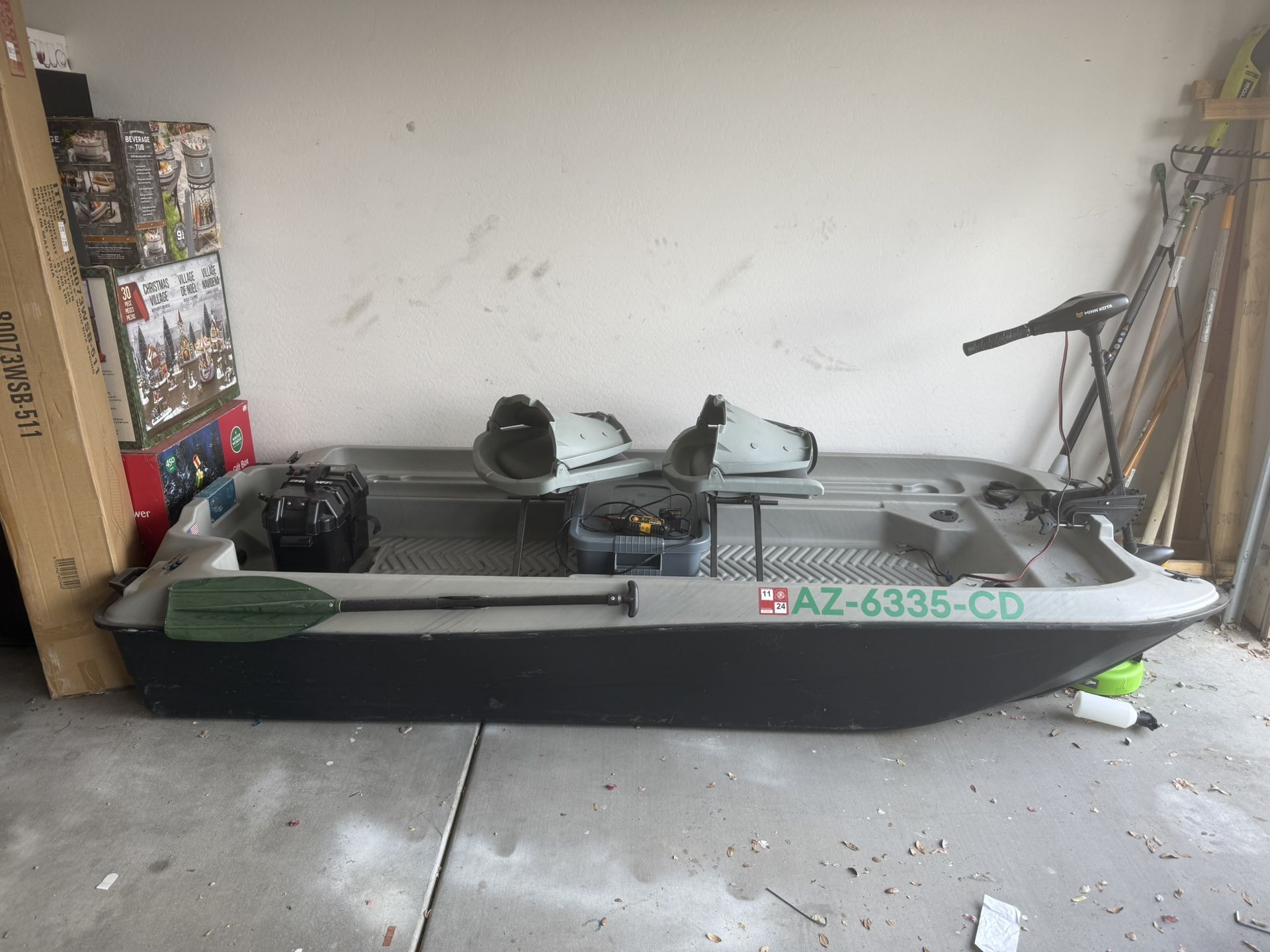 2022 Bass pro shops Pond prowler 10