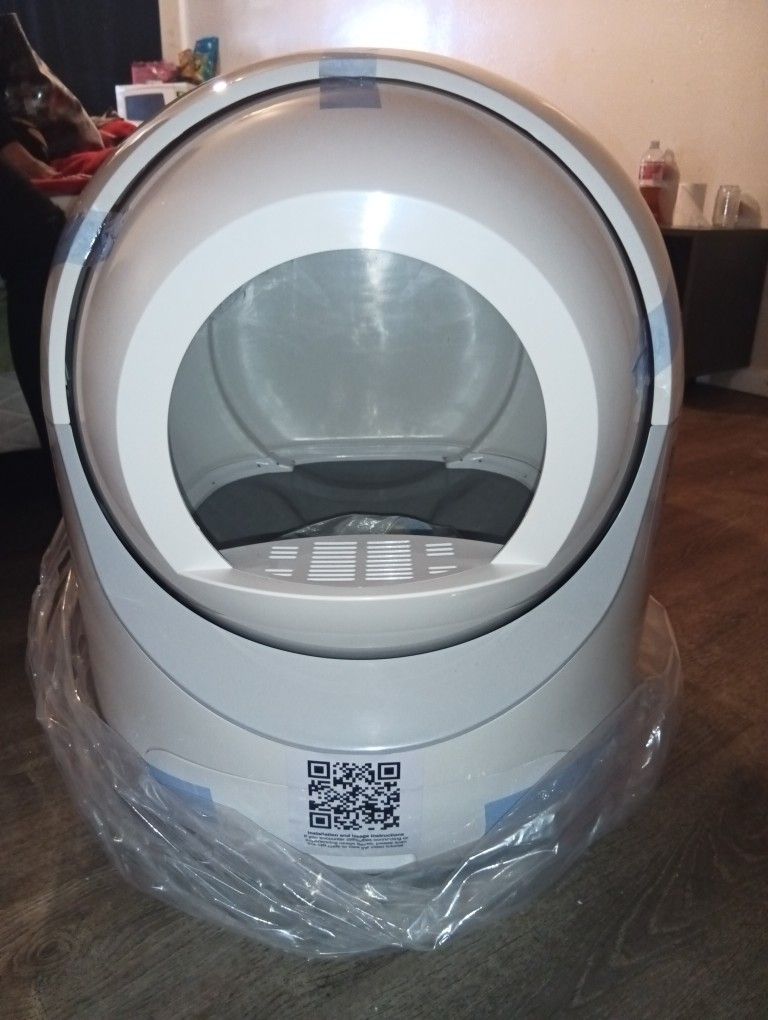 BCHARYA SELF CLEANING LITTER BOX!