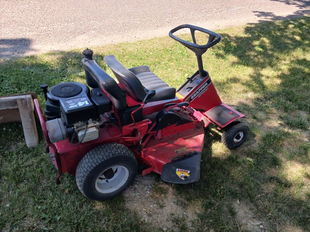Snapper Riding Lawn Mower