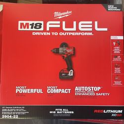 Milwaukee M18 Hammer/Drill Kit