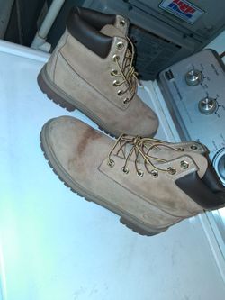 Womens timberland boots size 7
