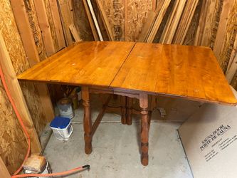 Free craft table!