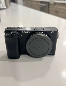 Sony a6000 APS-C Mirrorless Camera