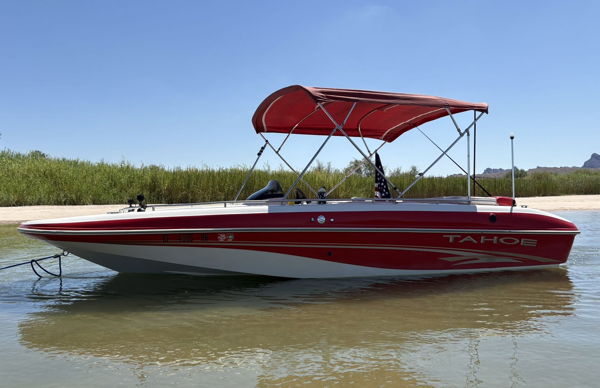 Tahoe 202 Deck Boat
