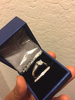 Wedding 👰 ring or engagement 18k white gold over solid silver