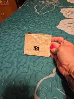 Badgley Mischka wallet