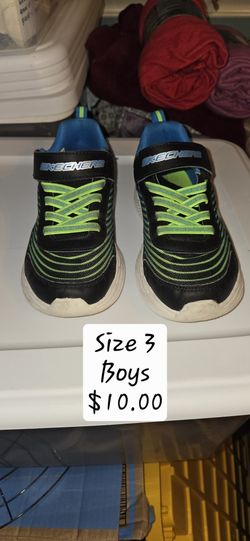 Boys... In Great Shape. Size 3