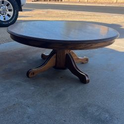 Small Coffee Table That Spins. Great Condition 