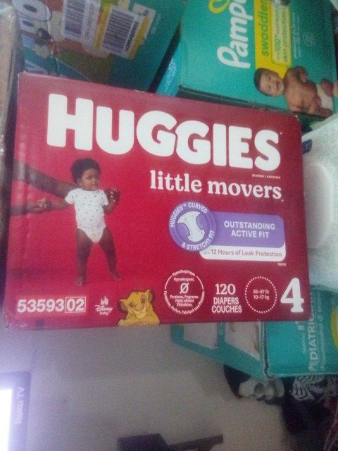 Huggies Little Movers Size 4