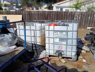 Water container