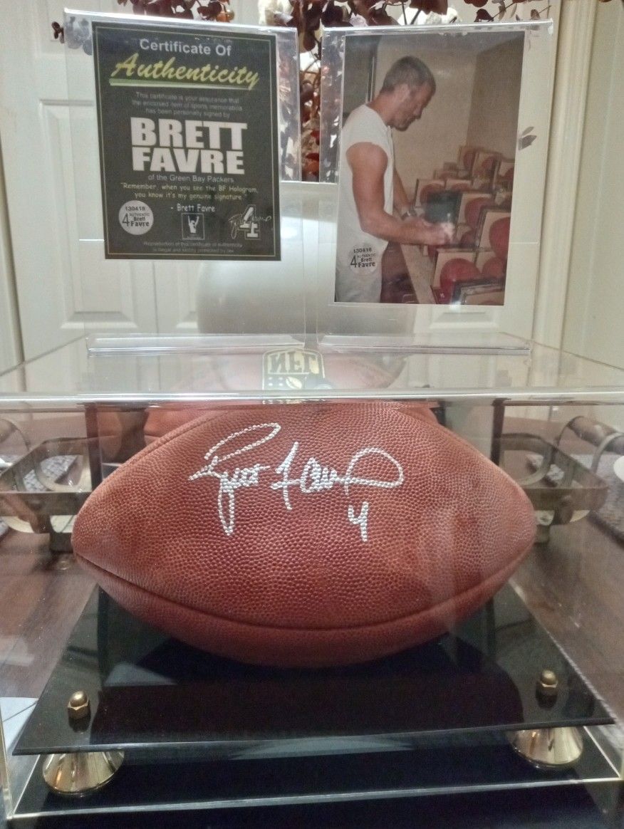 Brett Favre Signed Football In Display Case With Certificate Of Authenticity And Picture Of Signing
