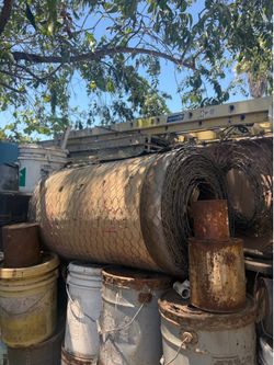 Wire fencing