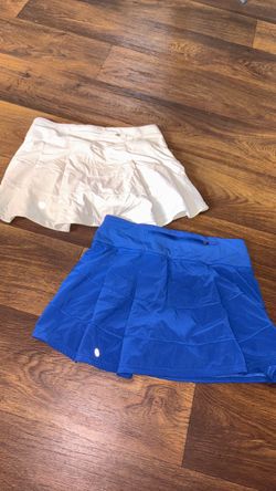 Lululemon siZe 2 skirt