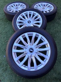 Cadillac Escalade wheels and tires 22