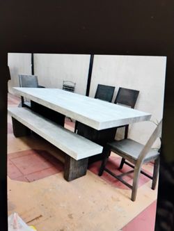 ***Kitchen Table Good Quality***