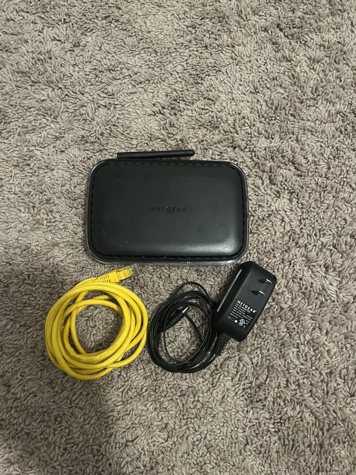 Netgear WNR1000 150 Mbps 4-Port Wireless N Router (WNR1000v2)