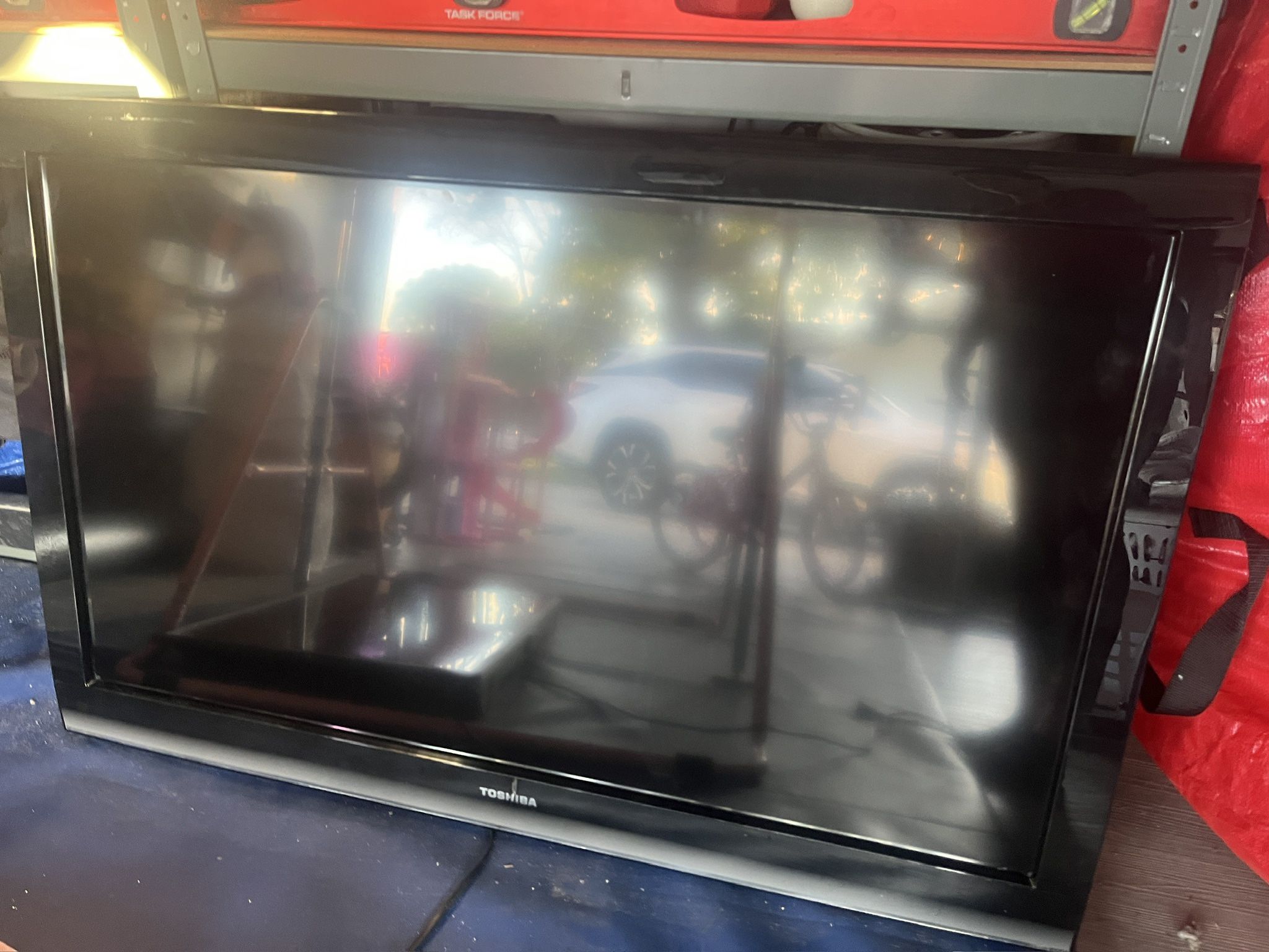 Toshiba TV