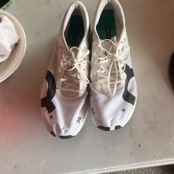 Cloud Runners Size 10 Turn