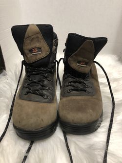 Men work boots size 11.5